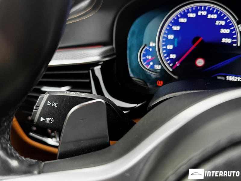 BMW 530e 2017 — Миниатюра 12