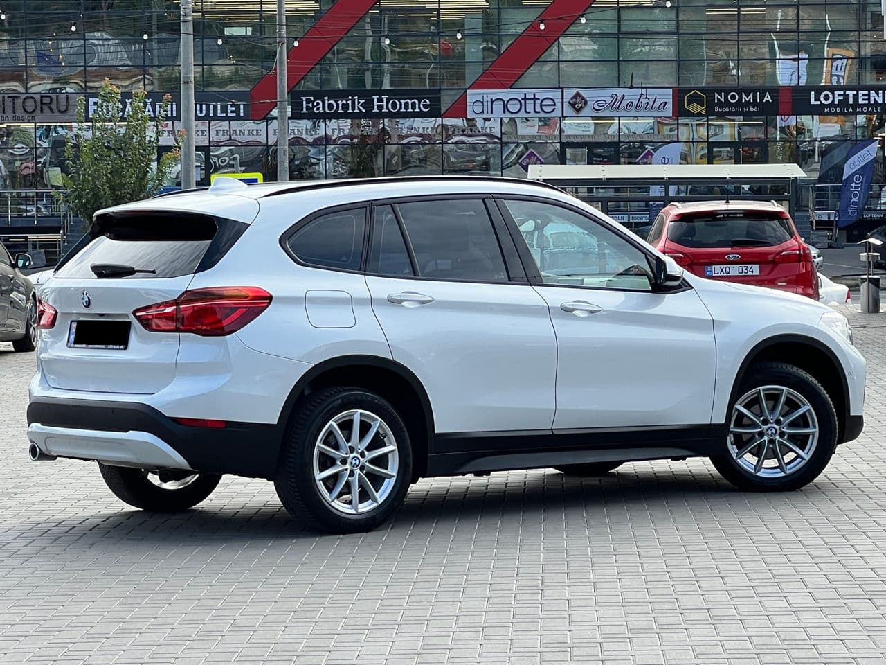 2022 BMW X1 1.6D — Miniatură 3