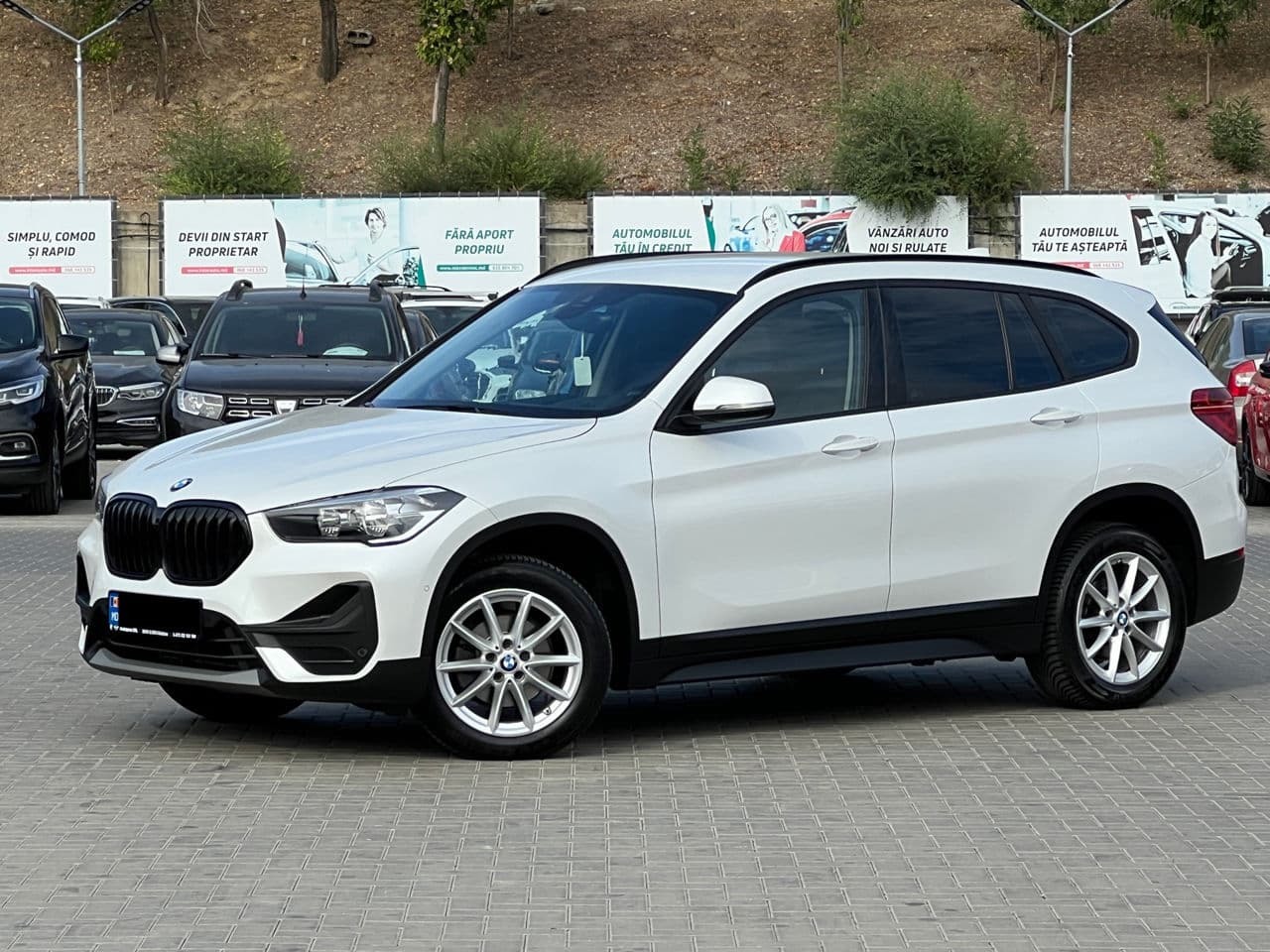 2022 BMW X1 1.6D — Miniatură 2