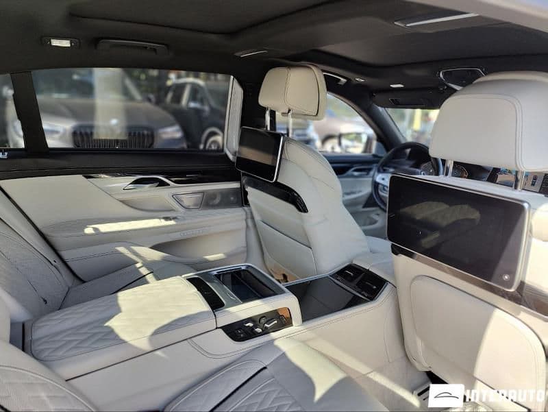 BMW 740 2021 — Миниатюра 10