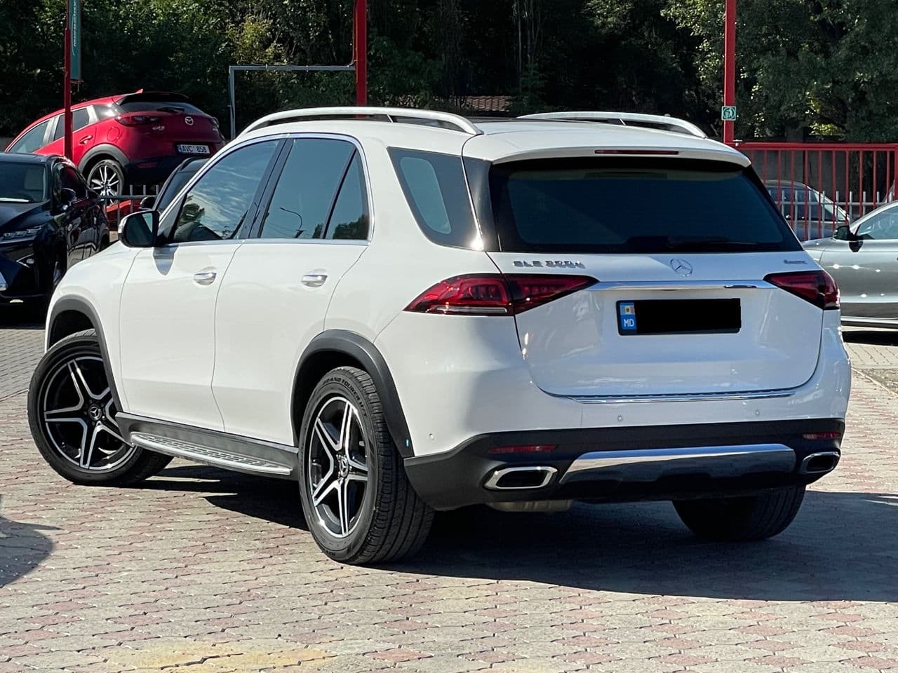 Mercedes GLE 300d 2020 — Миниатюра 3