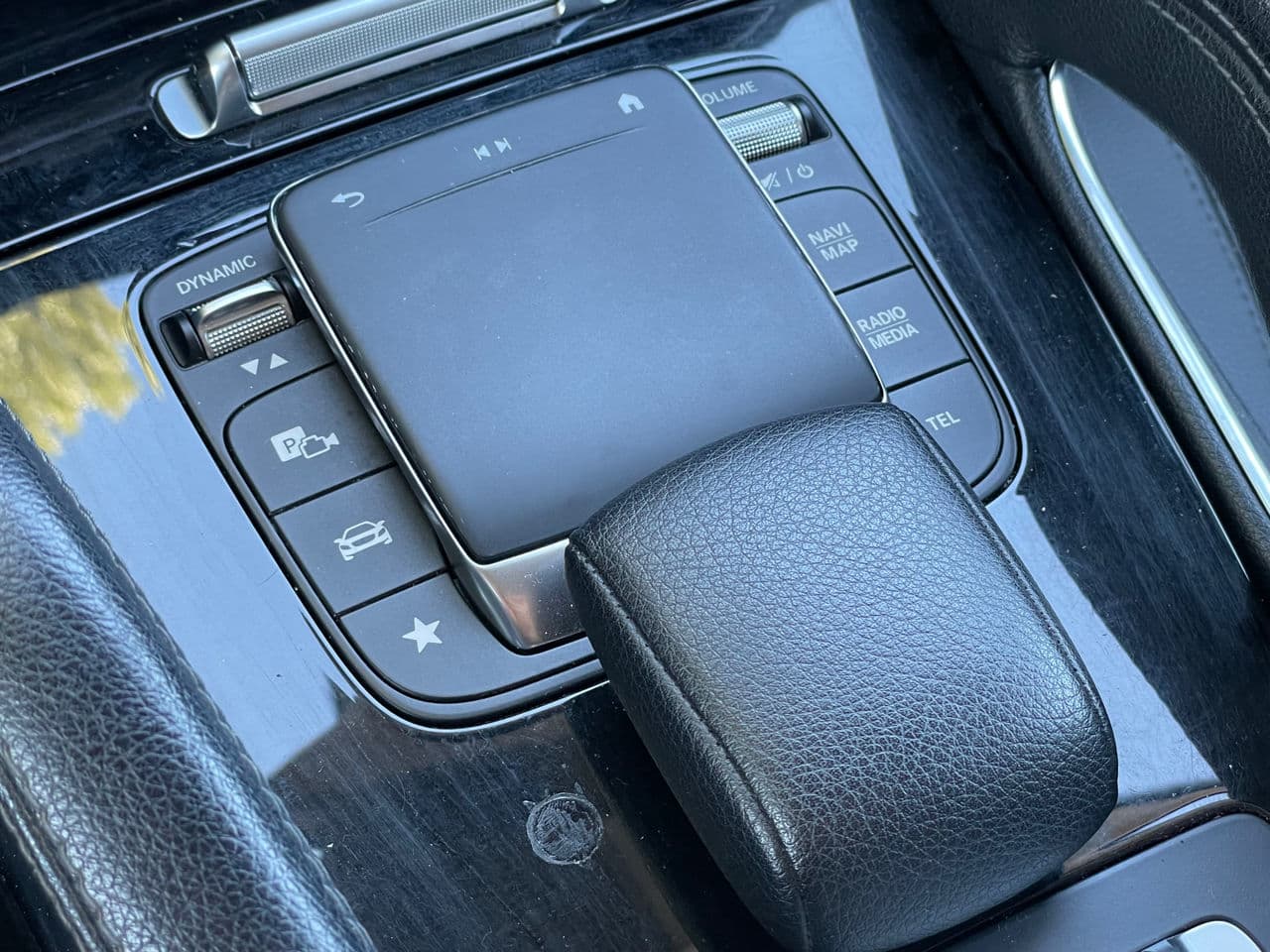 Mercedes GLE 300d 2020 — Миниатюра 16