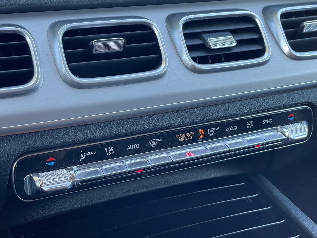 Mercedes GLE 300d 2020 — Миниатюра 15