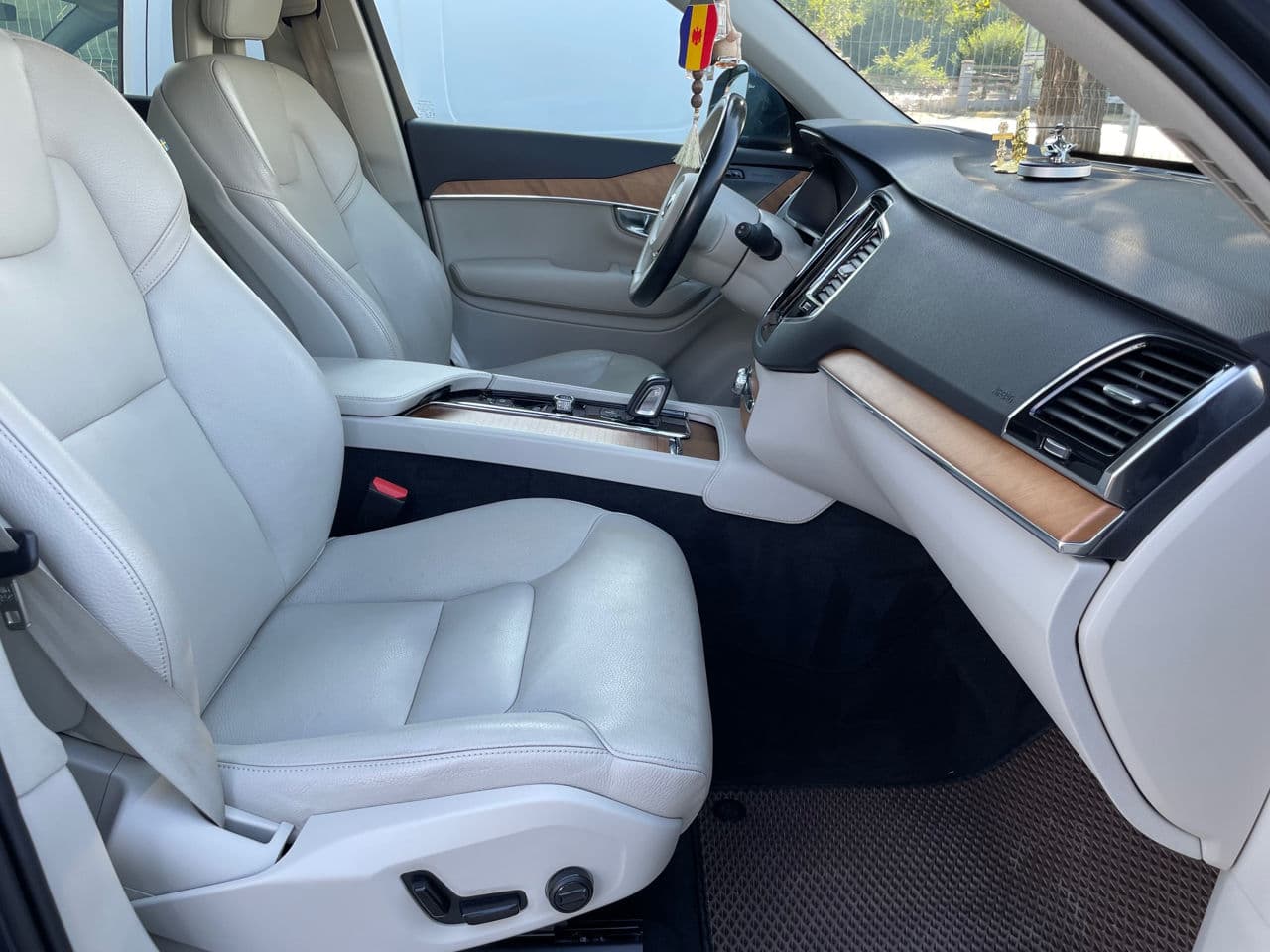 Volvo XC 90 2020 — Миниатюра 17