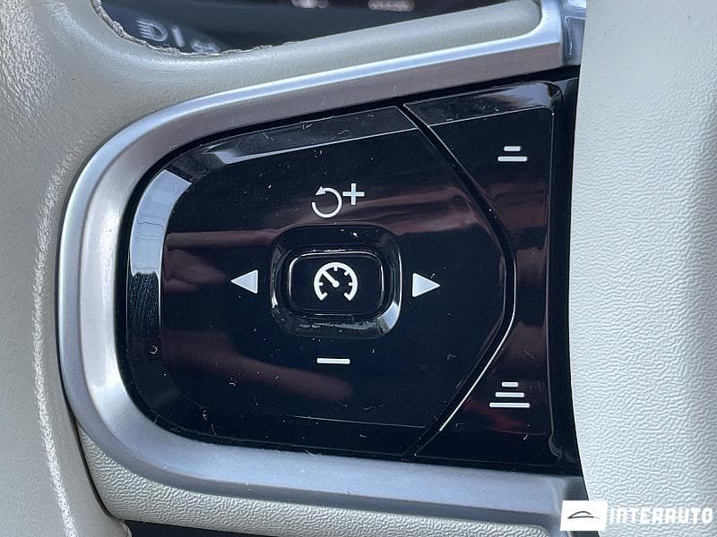Volvo XC 90 2020 — Миниатюра 10