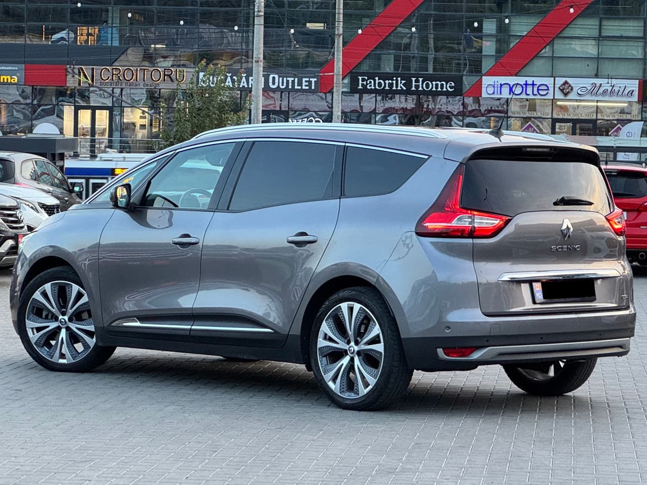 Renault Grand Scenic 2017 — Миниатюра 4