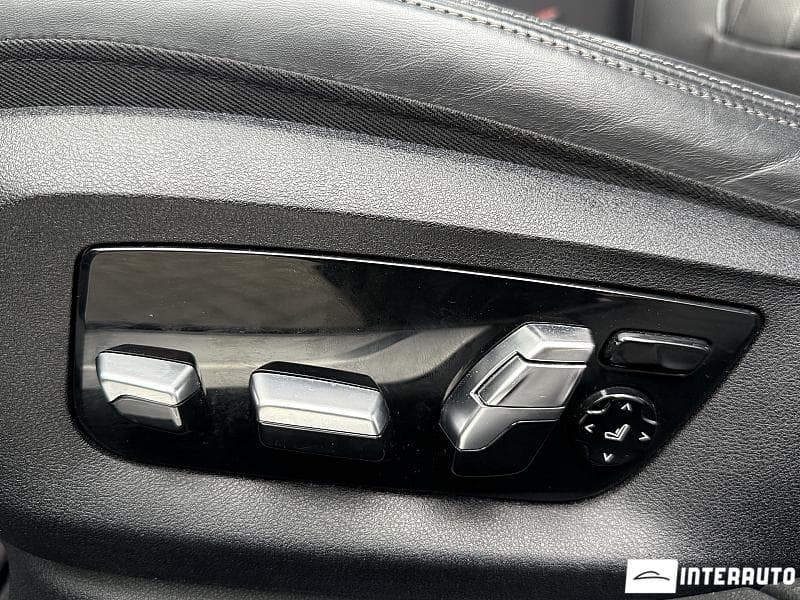 2021 BMW 750 — Miniatură 33
