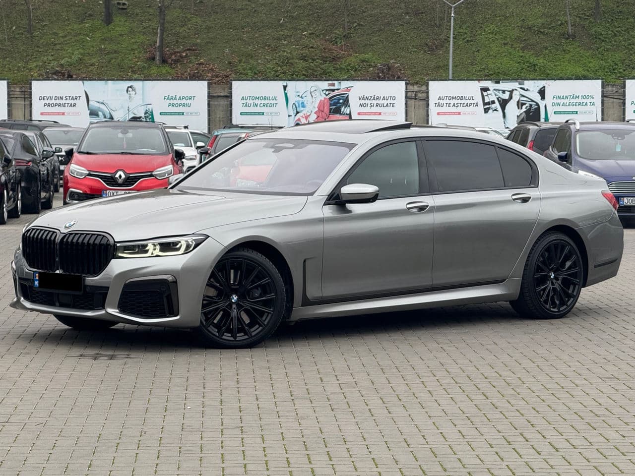 2021 BMW 750 — Miniatură 2