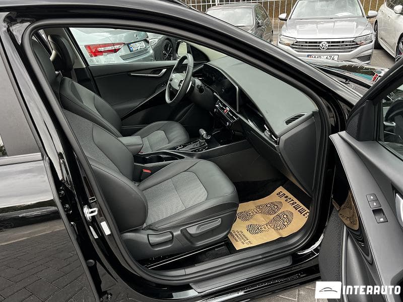 Kia Niro 2023 — Миниатюра 5