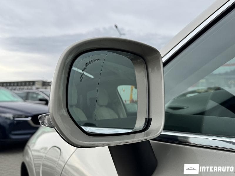 Volvo XC 60 2018 — Миниатюра 23