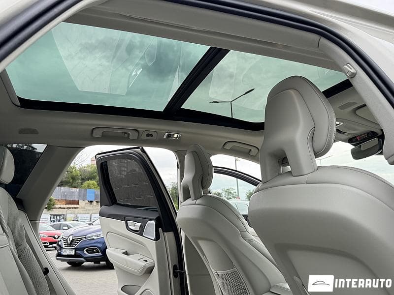 Volvo XC 60 2018 — Миниатюра 18