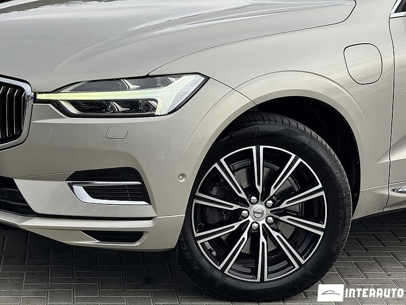 Volvo XC 60 2018 — Миниатюра 3