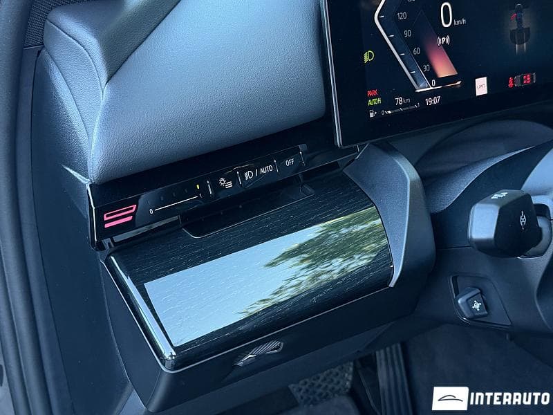 BMW 530 2024 — Миниатюра 9