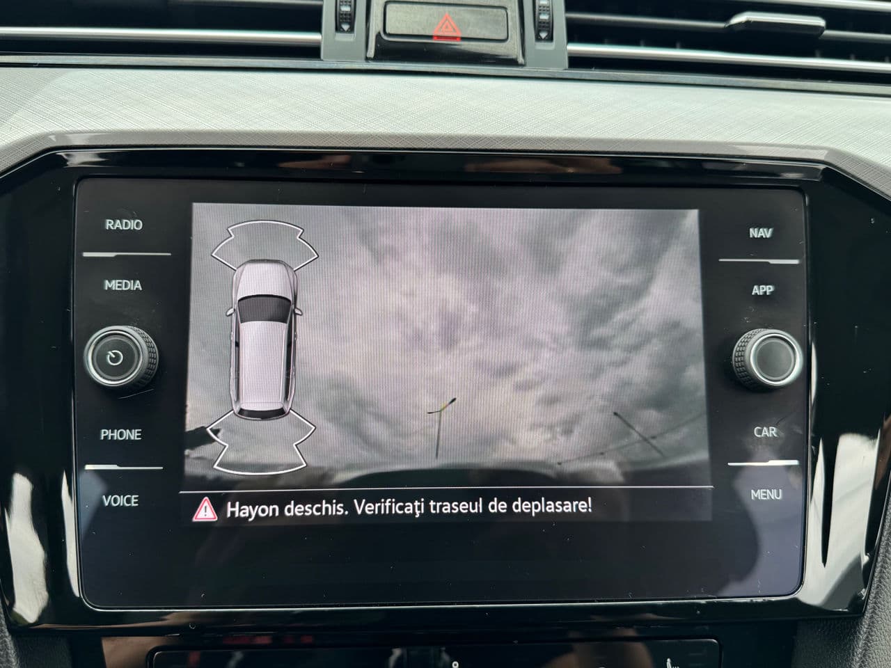 Volkswagen Passat GTE 2021 — Миниатюра 10