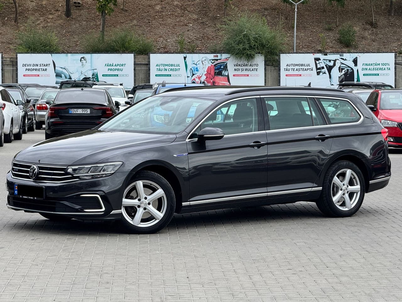 Volkswagen Passat GTE 2021 — Миниатюра 2