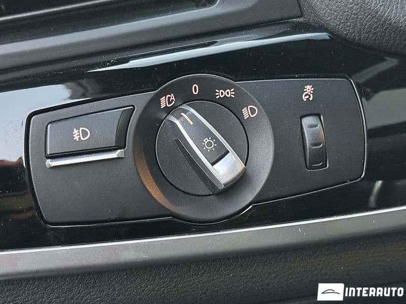2017 BMW X4 2.8i — Miniatură 18