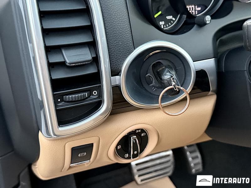 Porsche Cayenne S Hybrid 2016 — Миниатюра 18