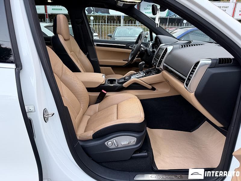 Porsche Cayenne S Hybrid 2016 — Миниатюра 13