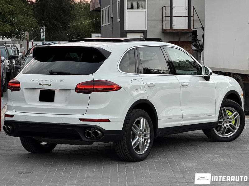 Porsche Cayenne S Hybrid 2016 — Миниатюра 3