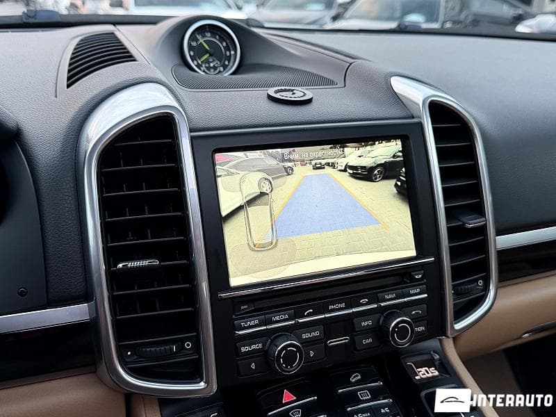Porsche Cayenne S Hybrid 2016 — Миниатюра 11