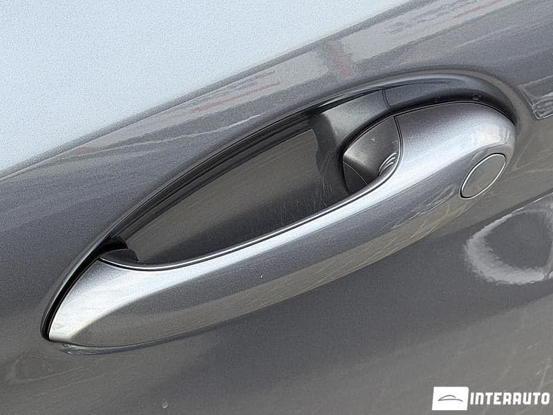 BMW 530e 2018 — Миниатюра 16