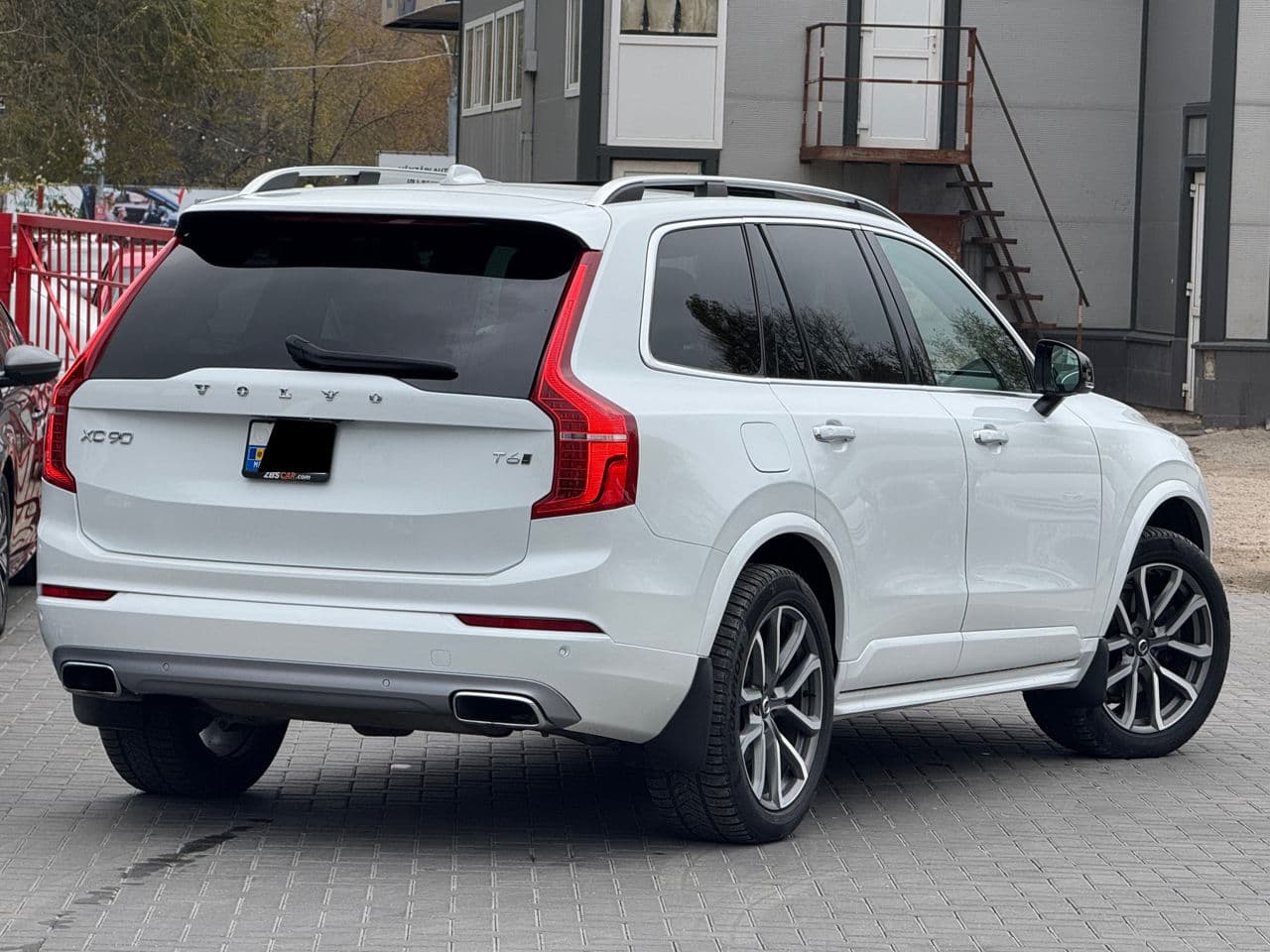 Volvo XC 90 2019 — Миниатюра 2