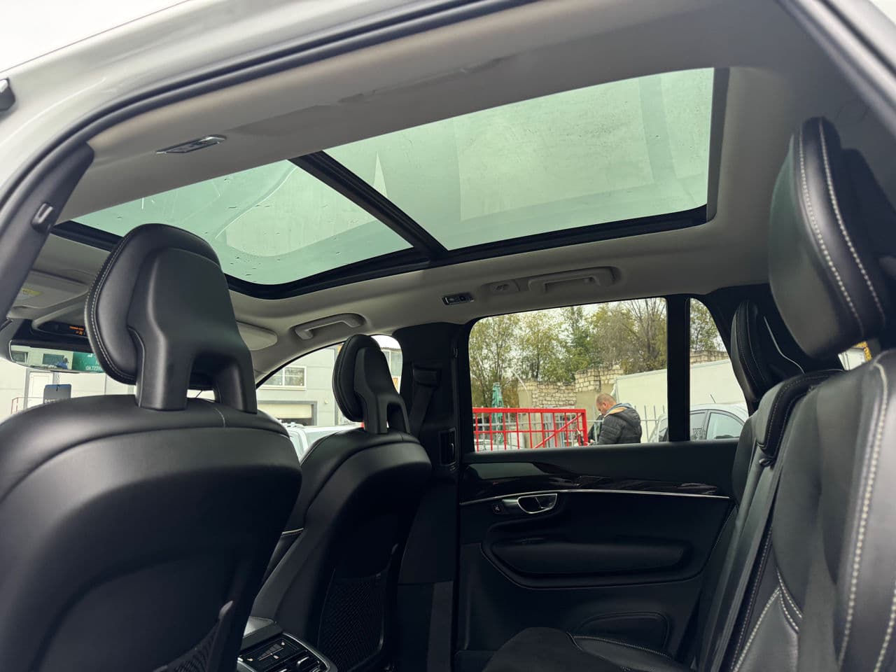 Volvo XC 90 2019 — Миниатюра 15