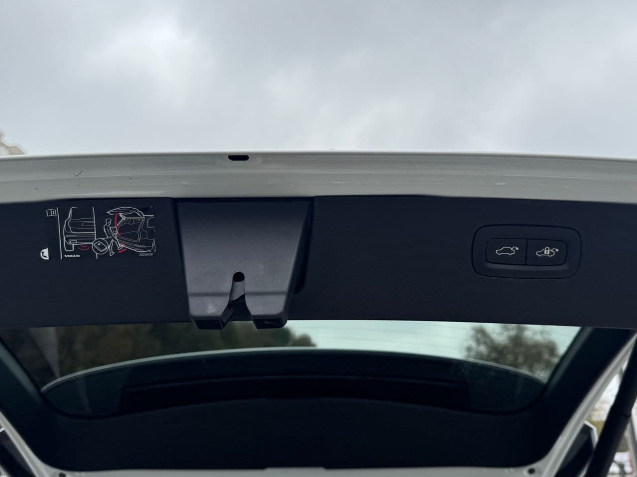 Volvo XC 90 2019 — Миниатюра 20
