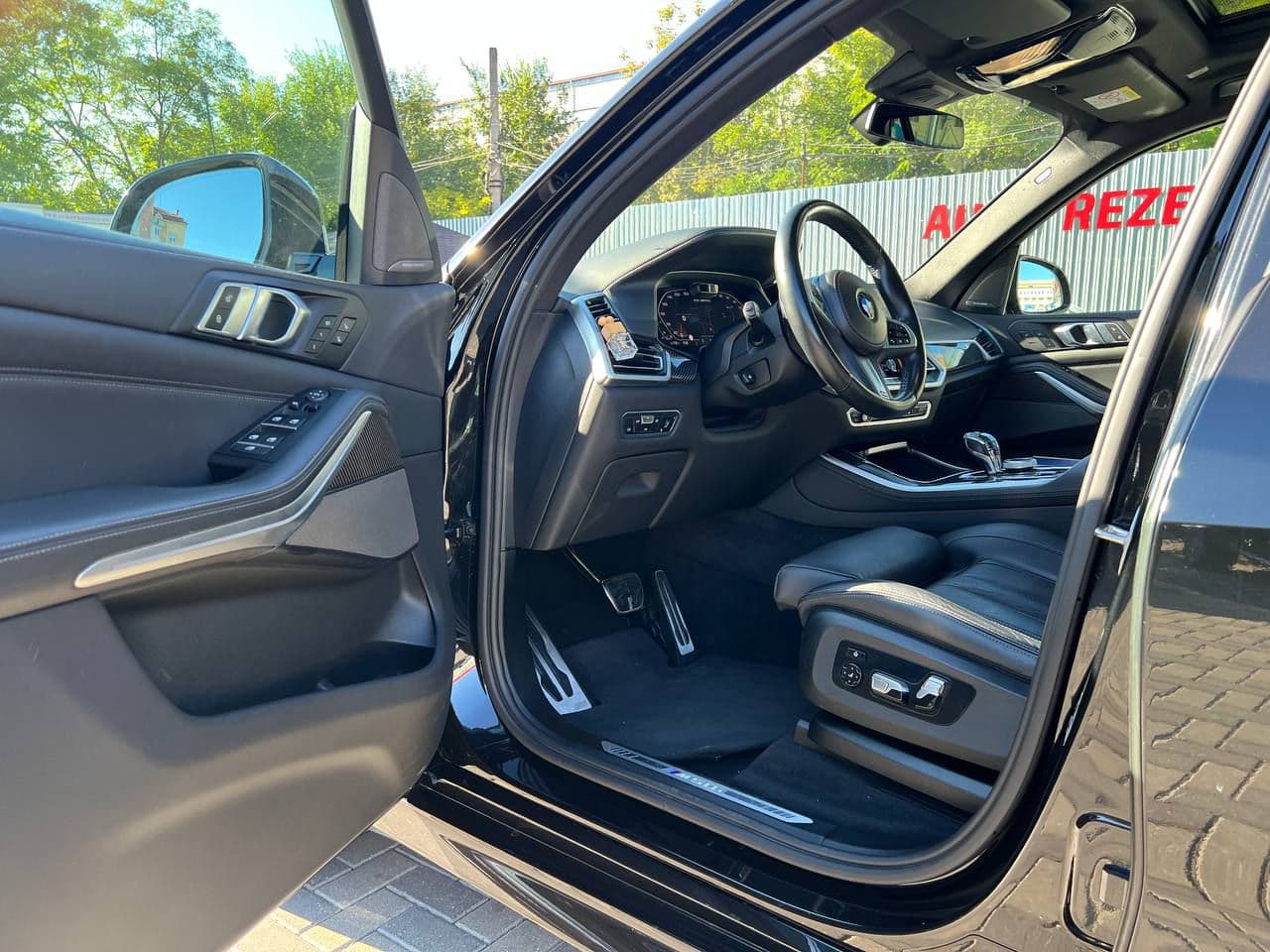 2022 BMW X5 5.0i — Miniatură 8