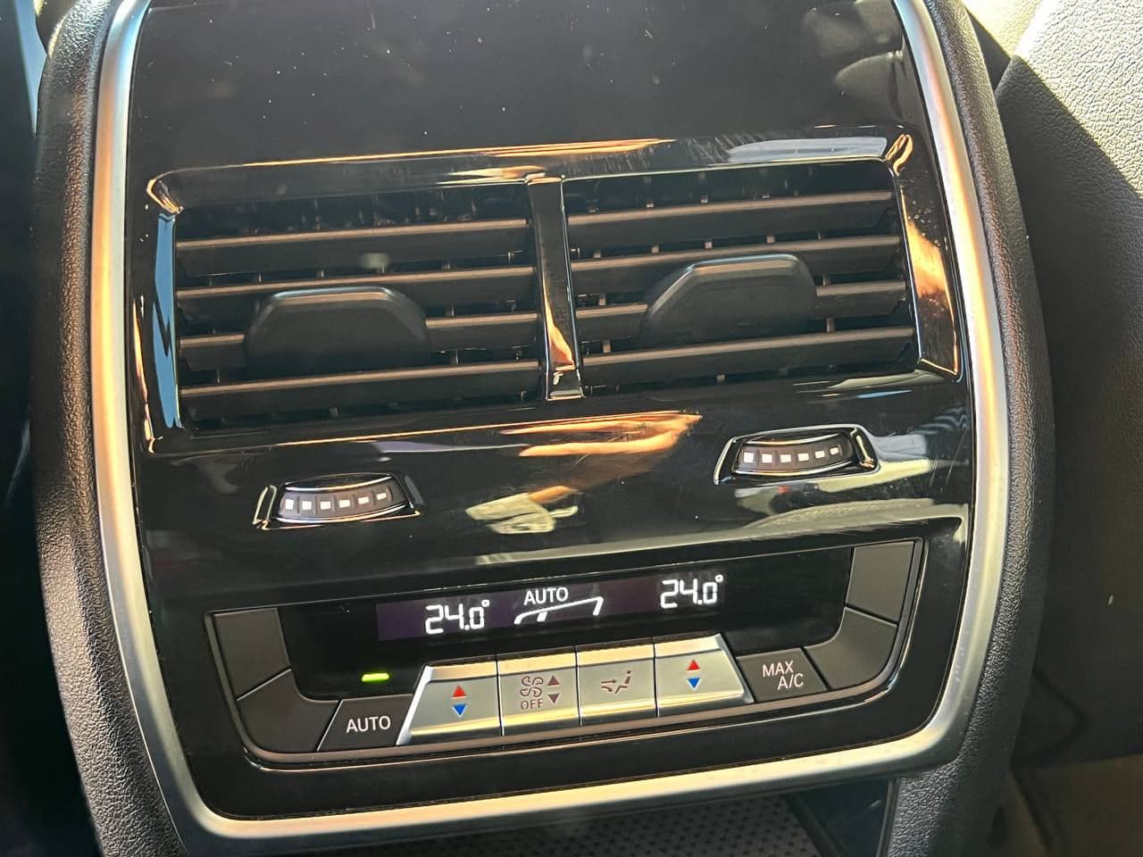 2022 BMW X5 5.0i — Miniatură 20