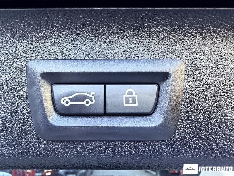 BMW 520 2018 — Миниатюра 18