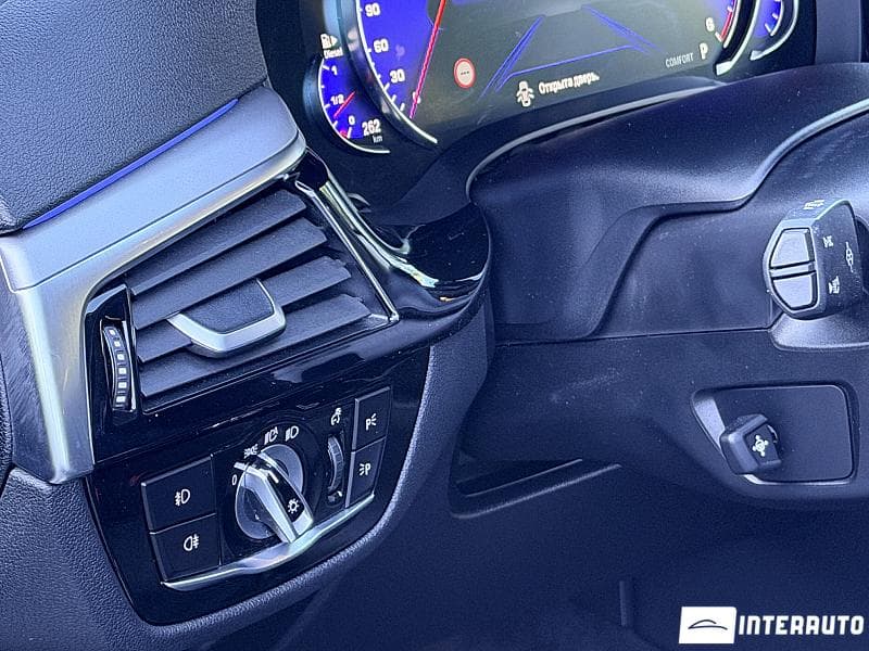 BMW 520 2018 — Миниатюра 10