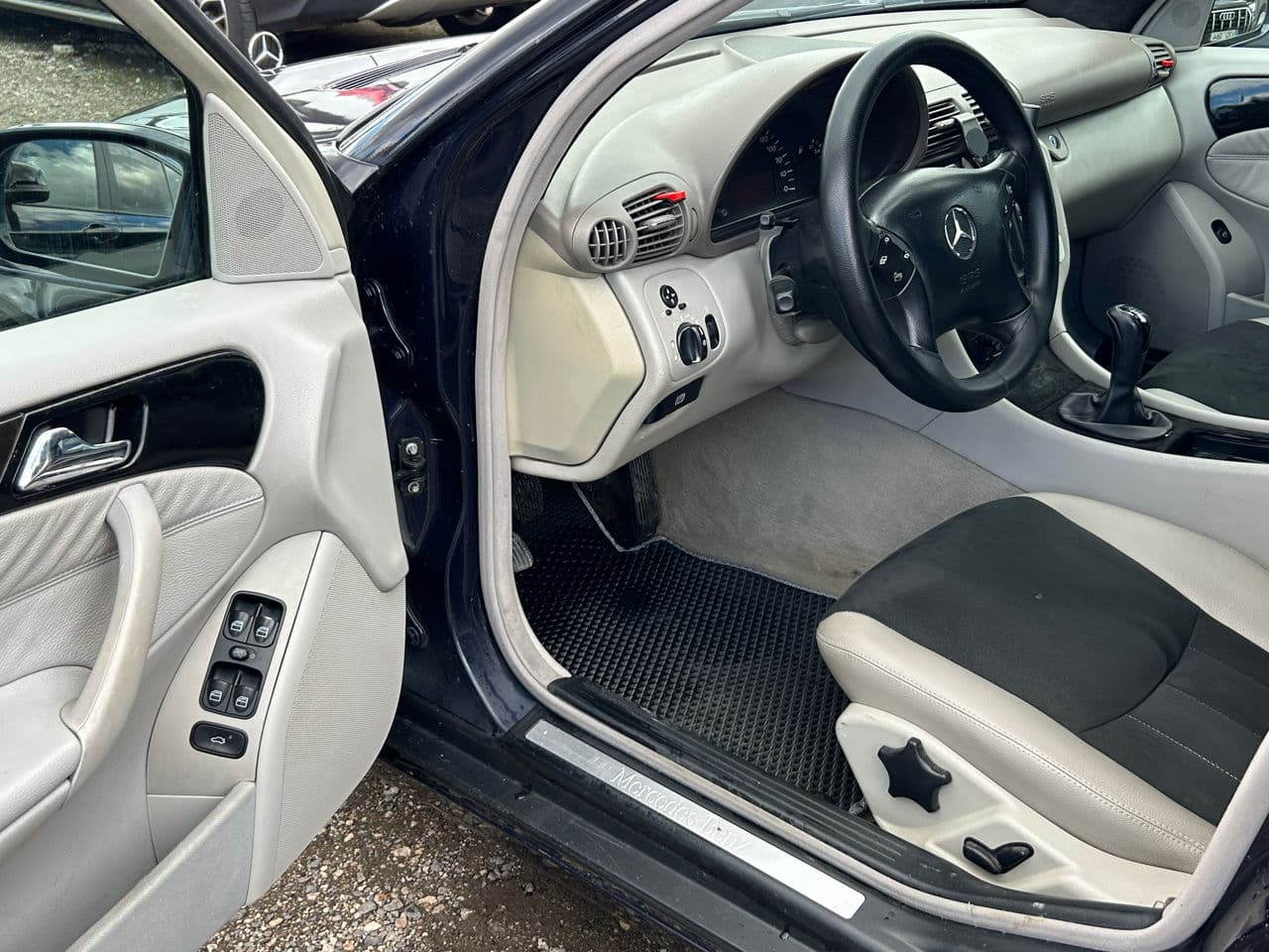 Mercedes C 180 2002 — Миниатюра 5