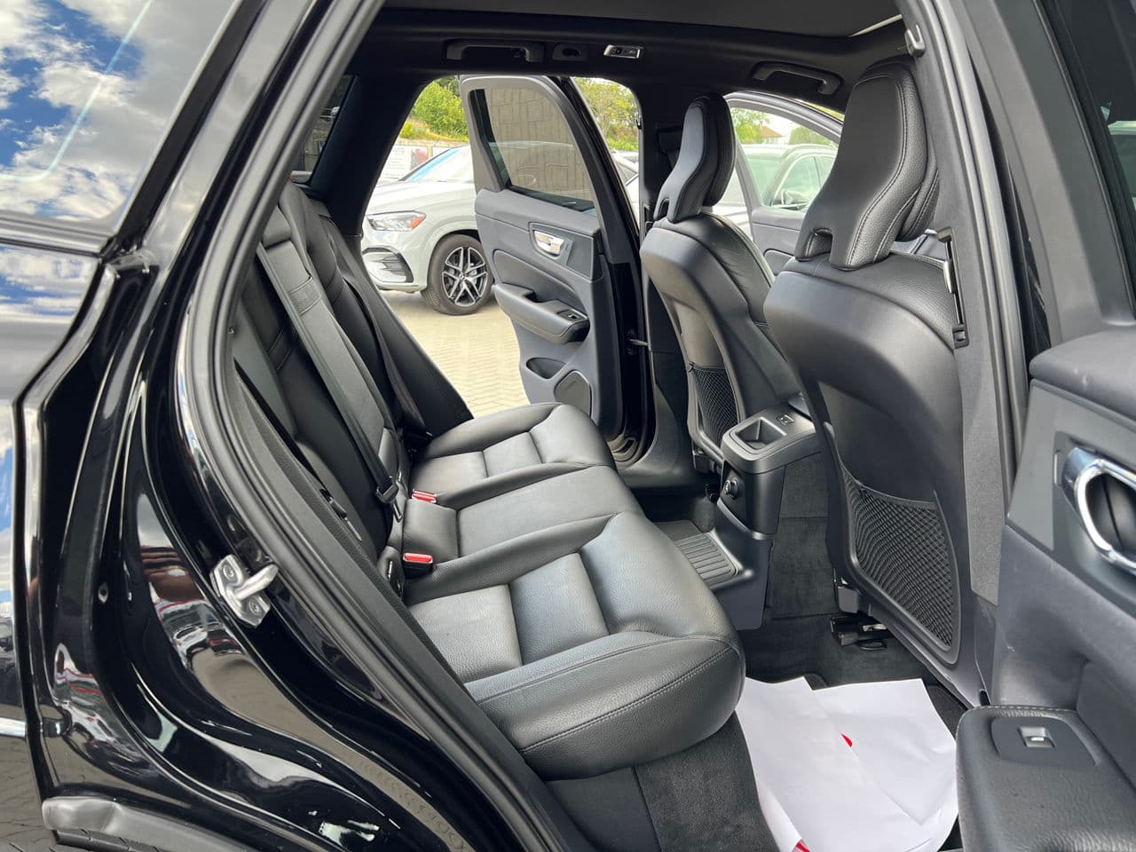 Volvo XC 60 2020 — Миниатюра 18