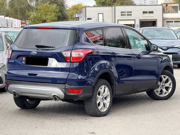 2017 Ford Kuga — Miniatură 3