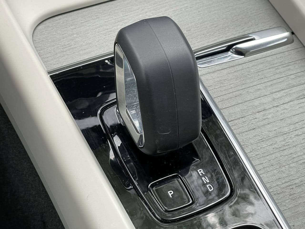 Volvo XC 60 2024 — Миниатюра 15