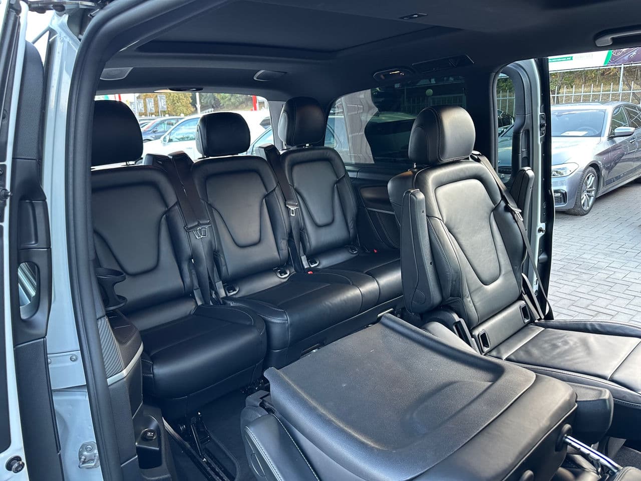 Mercedes V 250 2017 — Миниатюра 11