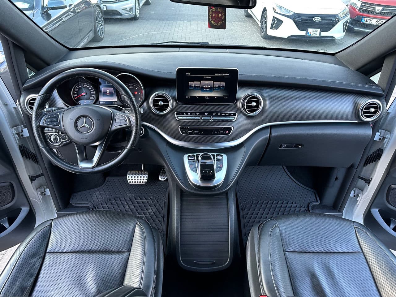 Mercedes V 250 2017 — Миниатюра 12