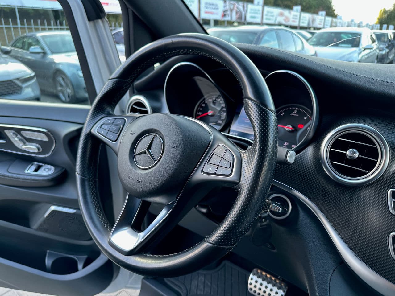 Mercedes V 250 2017 — Миниатюра 14