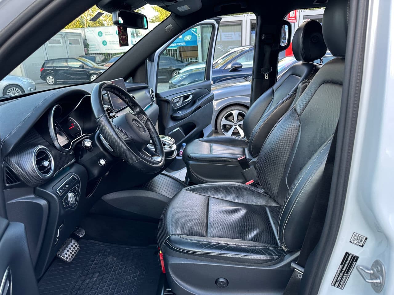 Mercedes V 250 2017 — Миниатюра 5
