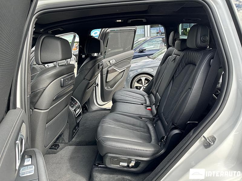 2020 BMW X7 4.0i — Miniatură 20