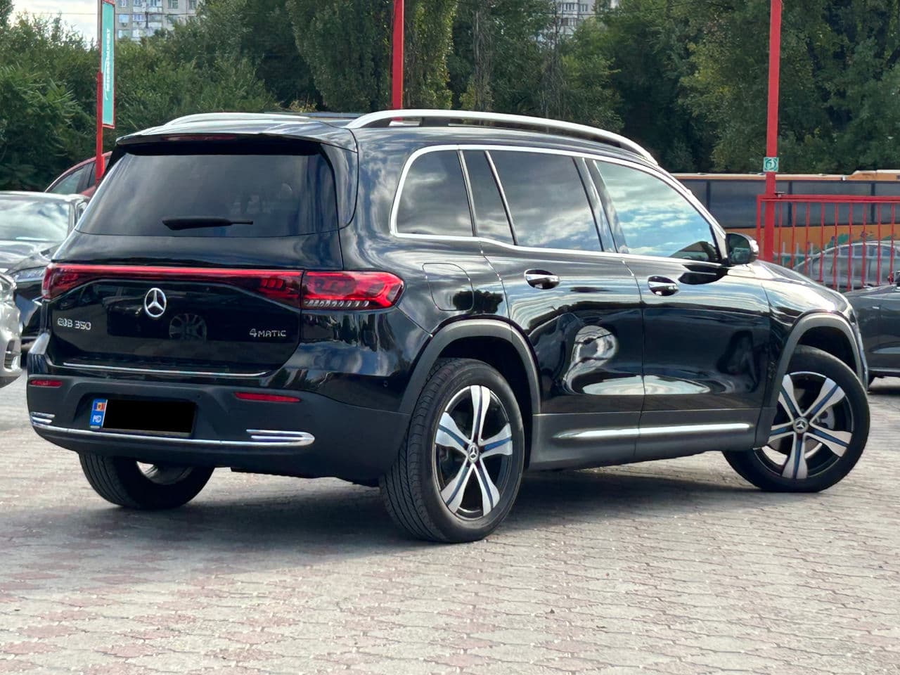 Mercedes EQB 350 2023 — Миниатюра 2