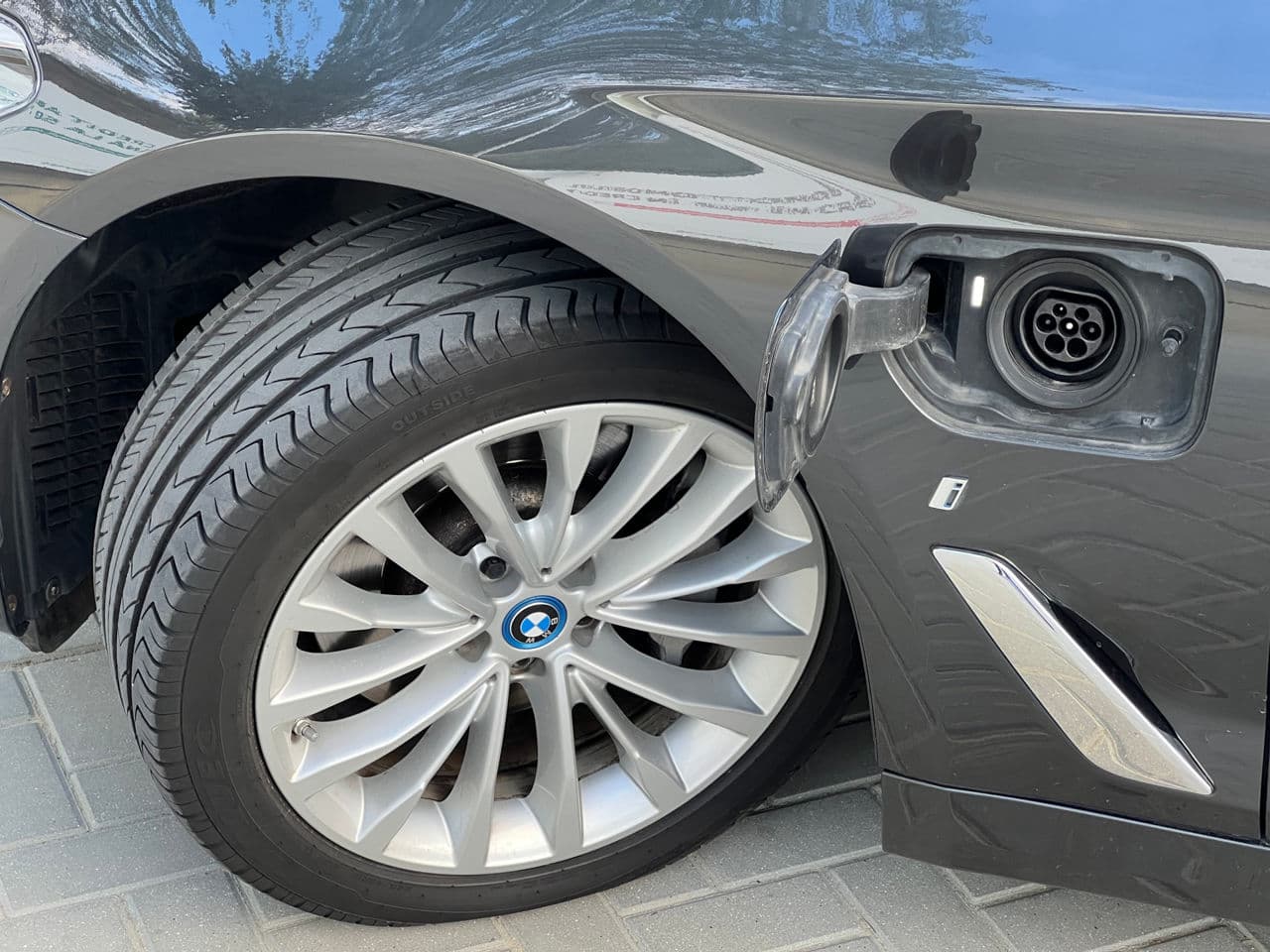 BMW 530e 2018 — Миниатюра 18