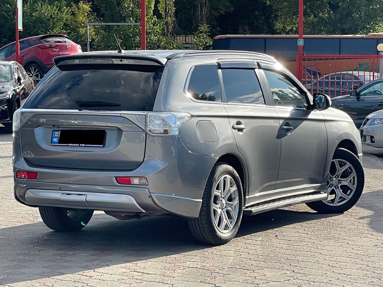 Mitsubishi Outlander 2014 — Миниатюра 2