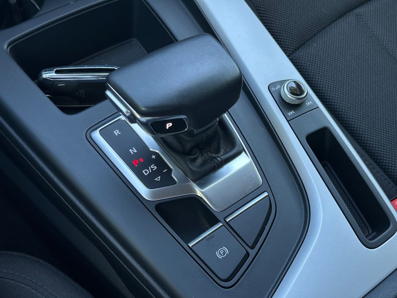Audi A4 2020 — Миниатюра 15