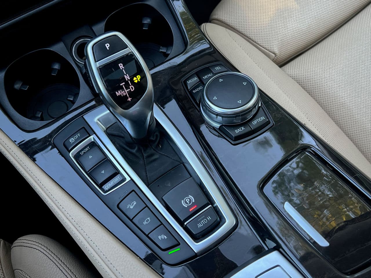 BMW 535 2015 — Миниатюра 16