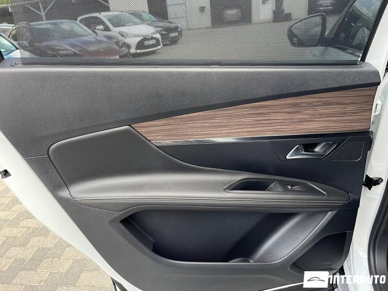 Peugeot 5008 2023 — Миниатюра 18