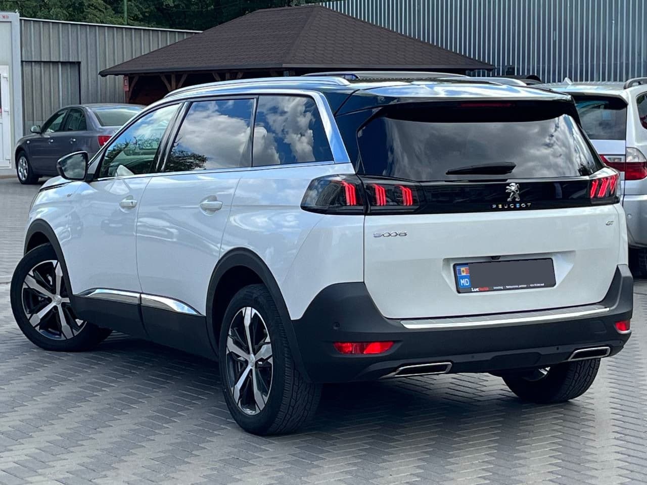 Peugeot 5008 2023 — Миниатюра 2