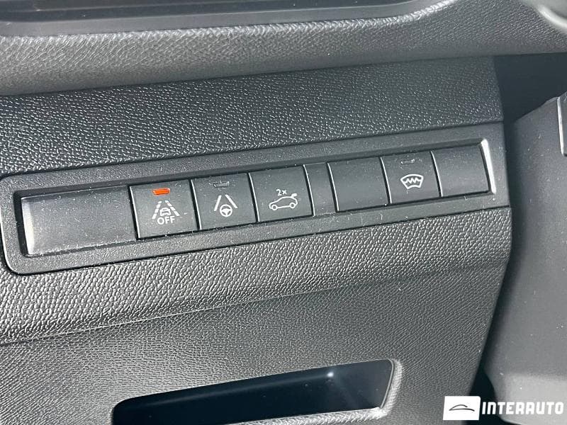 Peugeot 5008 2023 — Миниатюра 16