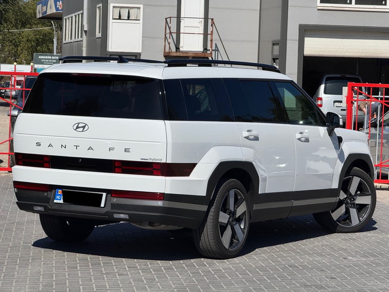 Hyundai Santa Fe 2024 — Миниатюра 3